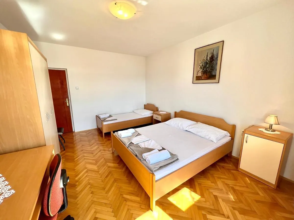 Apartments Mare Dramalj
