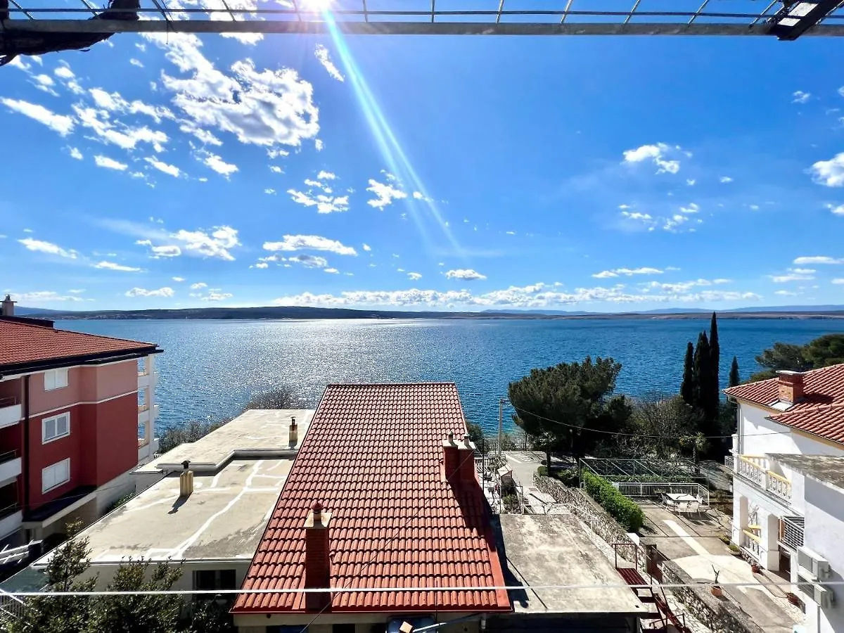 Apartments Mare Dramalj