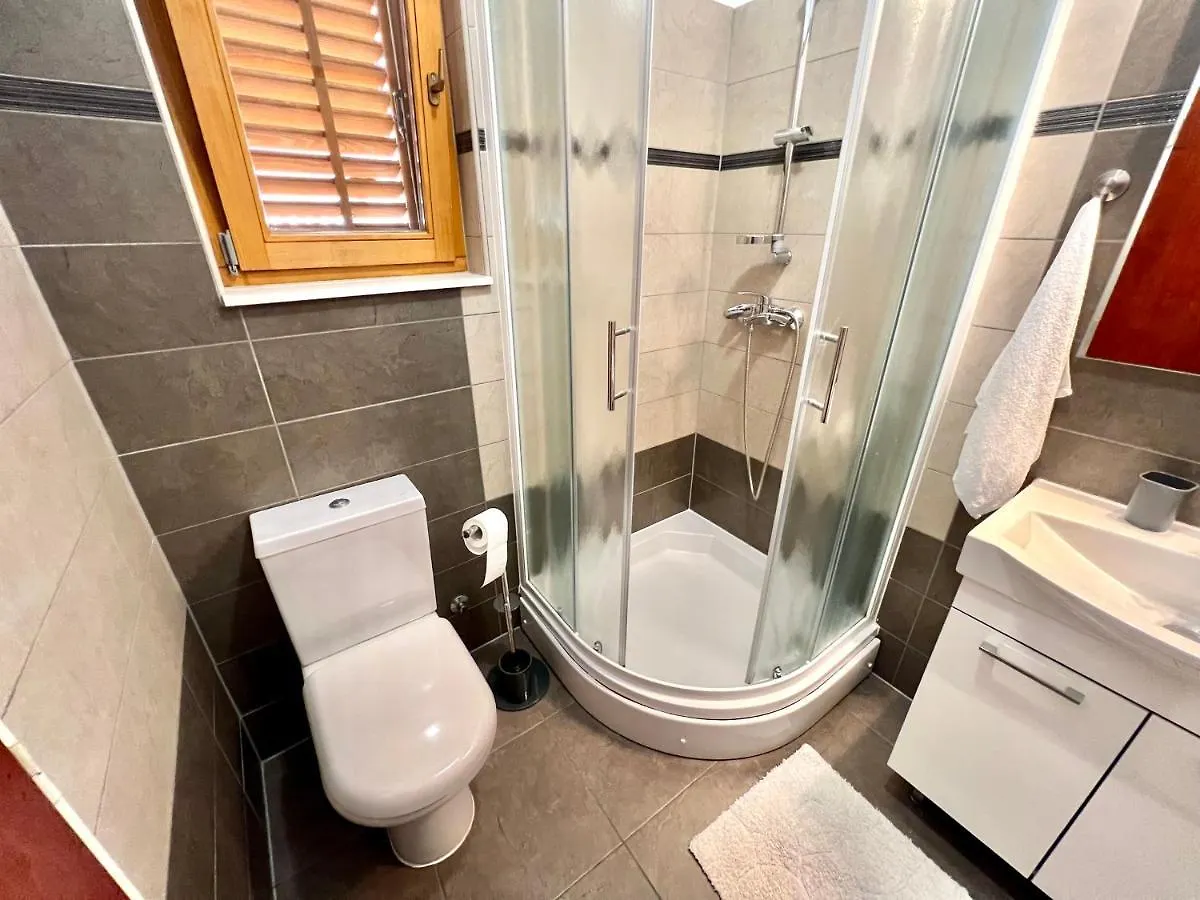 Apartments Mare Dramalj
