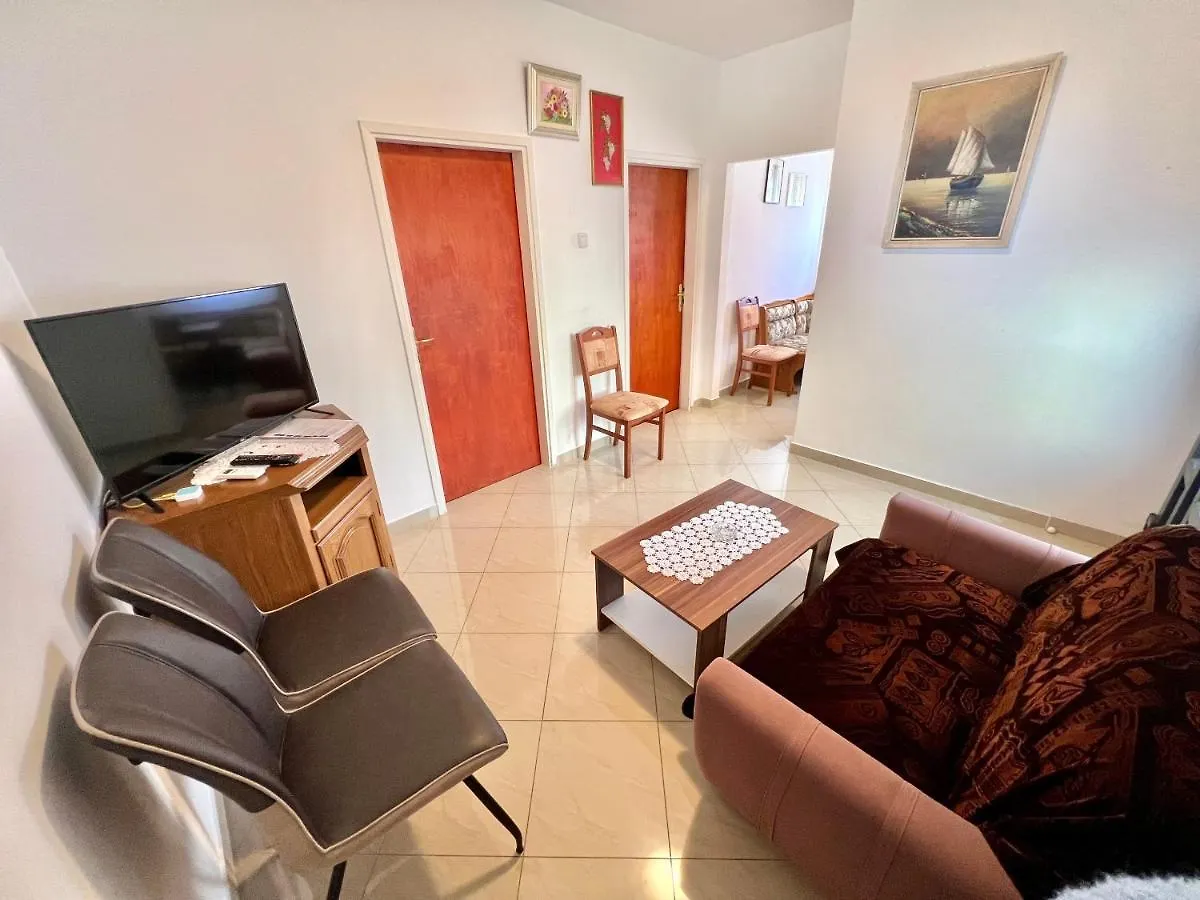 Apartments Mare Dramalj