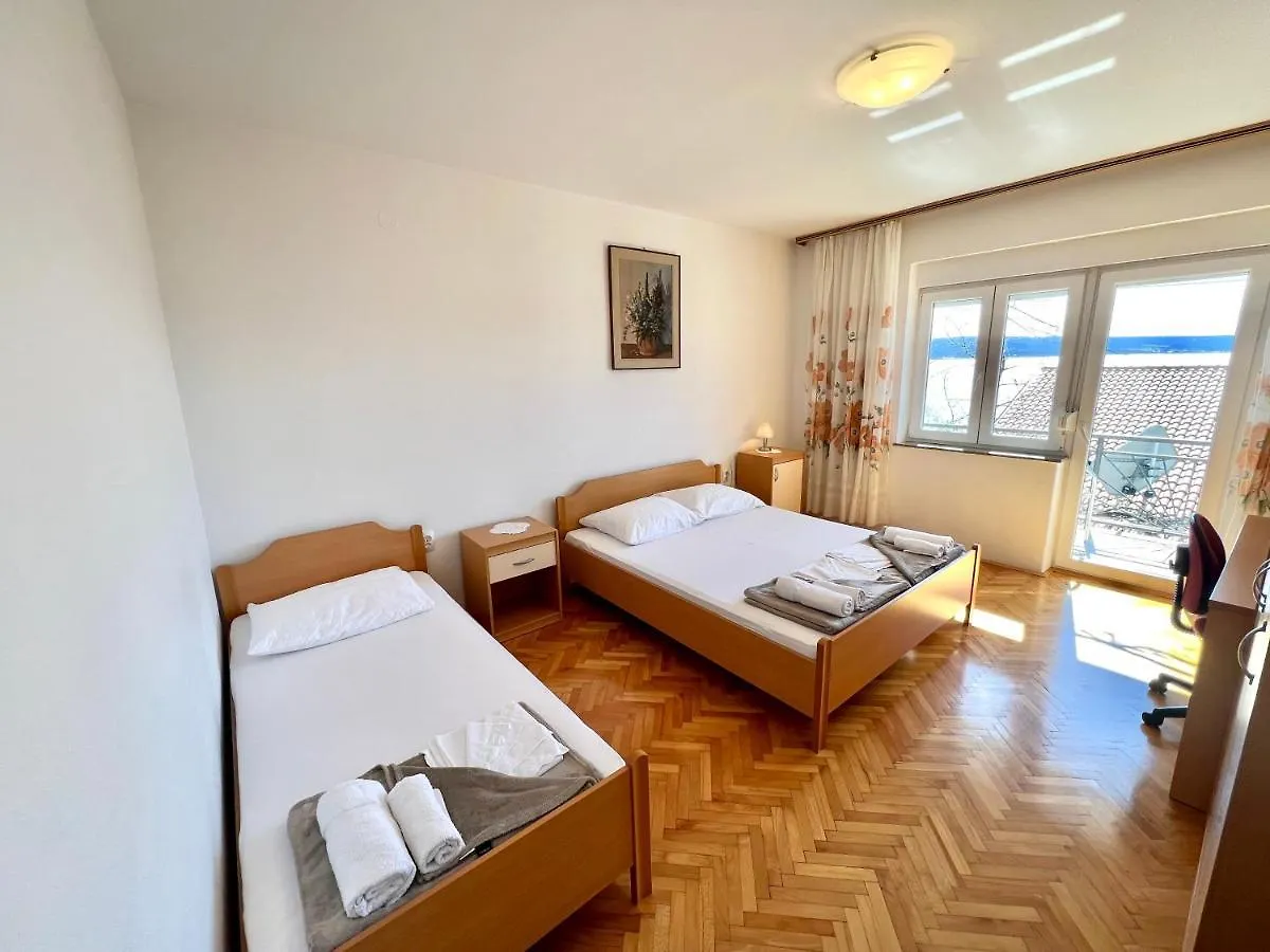 Apartments Mare Dramalj