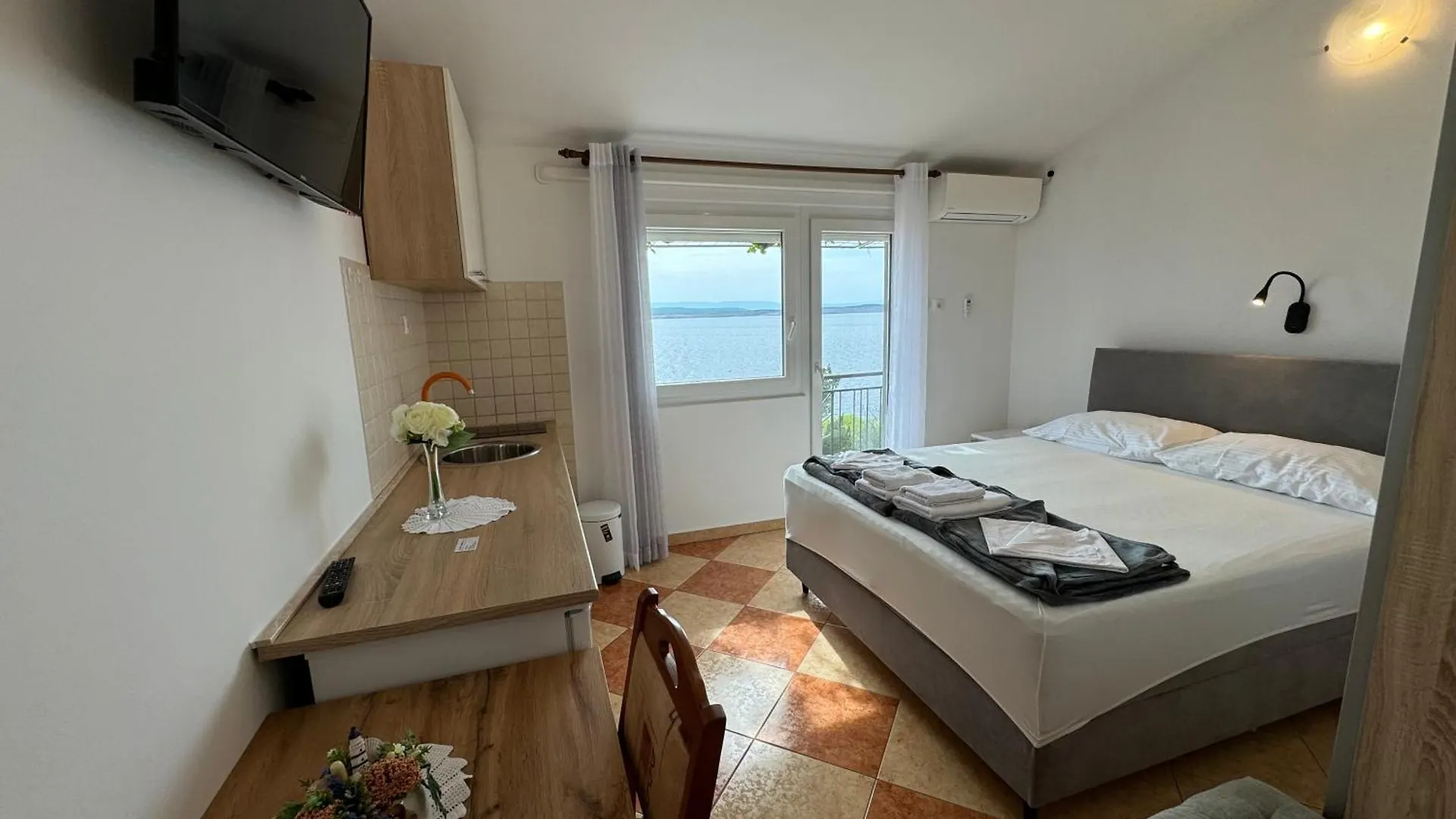 Apartments Mare Dramalj 0*,  Croatia