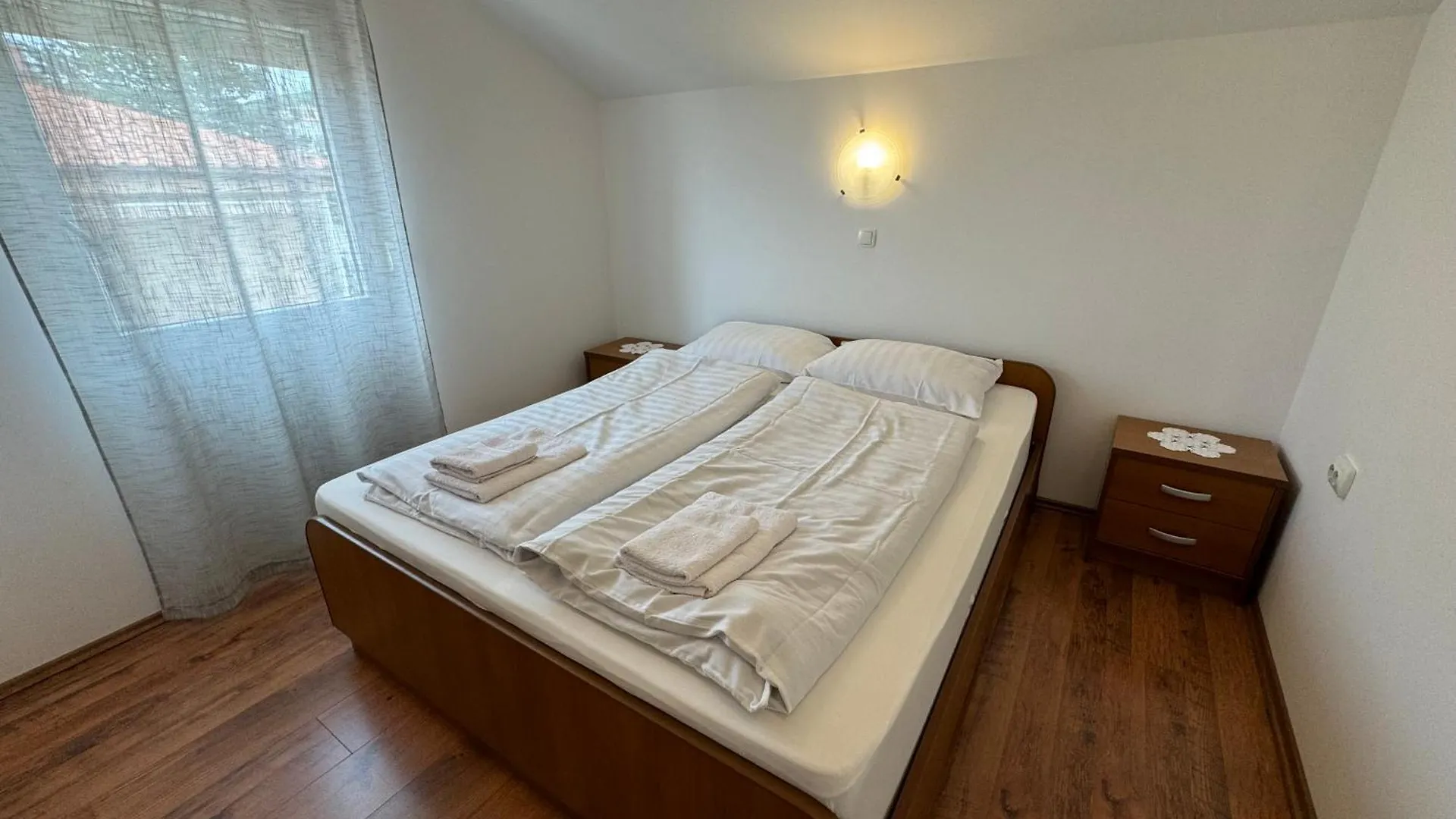 Apartments Mare Dramalj 0*,